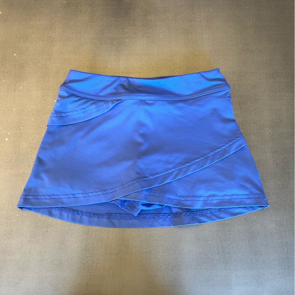 EUC Girl’s Fila Blue Tennis Skirt with Built-in Shorts. Size: Girl’s XS, 5-6.